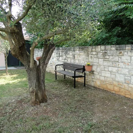 Apartments Villa Maran Umag Exterior photo