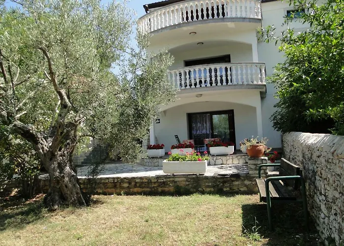 Apartments Villa Maran